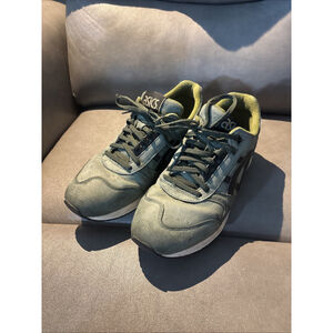 GUC Men’s ASICS Gel Respector “Duffel Bag/Black" Mens 10 H5X2L Green Shoes